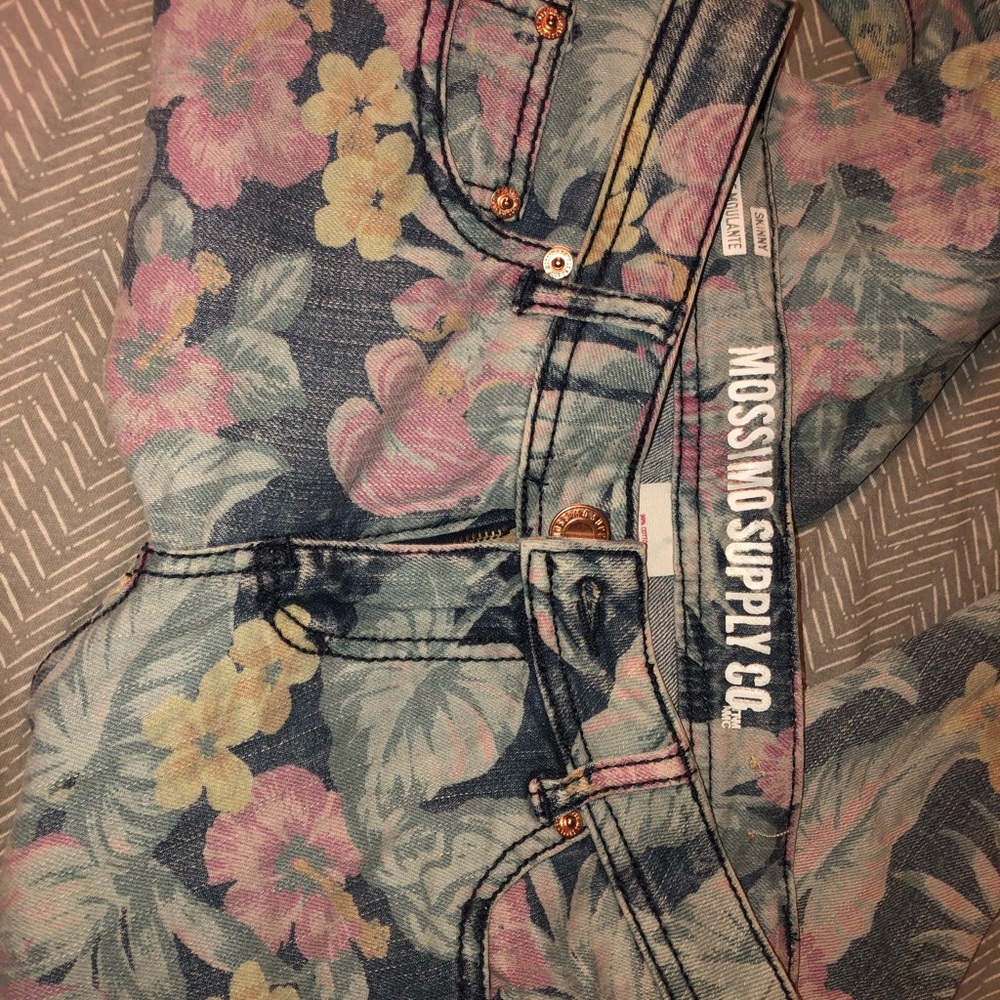 Jeans - Picture 4 of 4